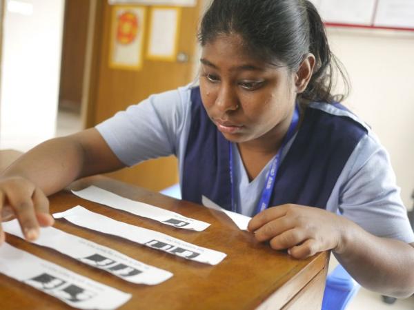 Toets Kennismaken - Brug naar Werk - Bangladesh 2015